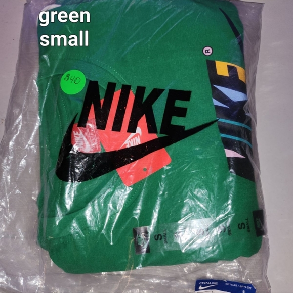 These are Nike and Polo short sets. Some are adults, and others are kids - Picture 7 of 10